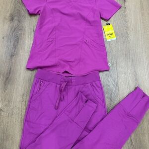 Wink Vibrant Magenta Scrub Set
